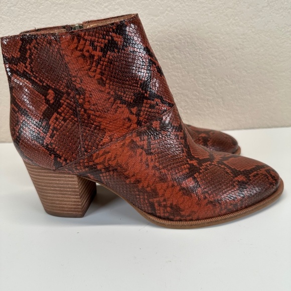 Madewell The Rosie Ankle boot in Snake Embossed Leather Women's Size 8 Comfy - Picture 1 of 16